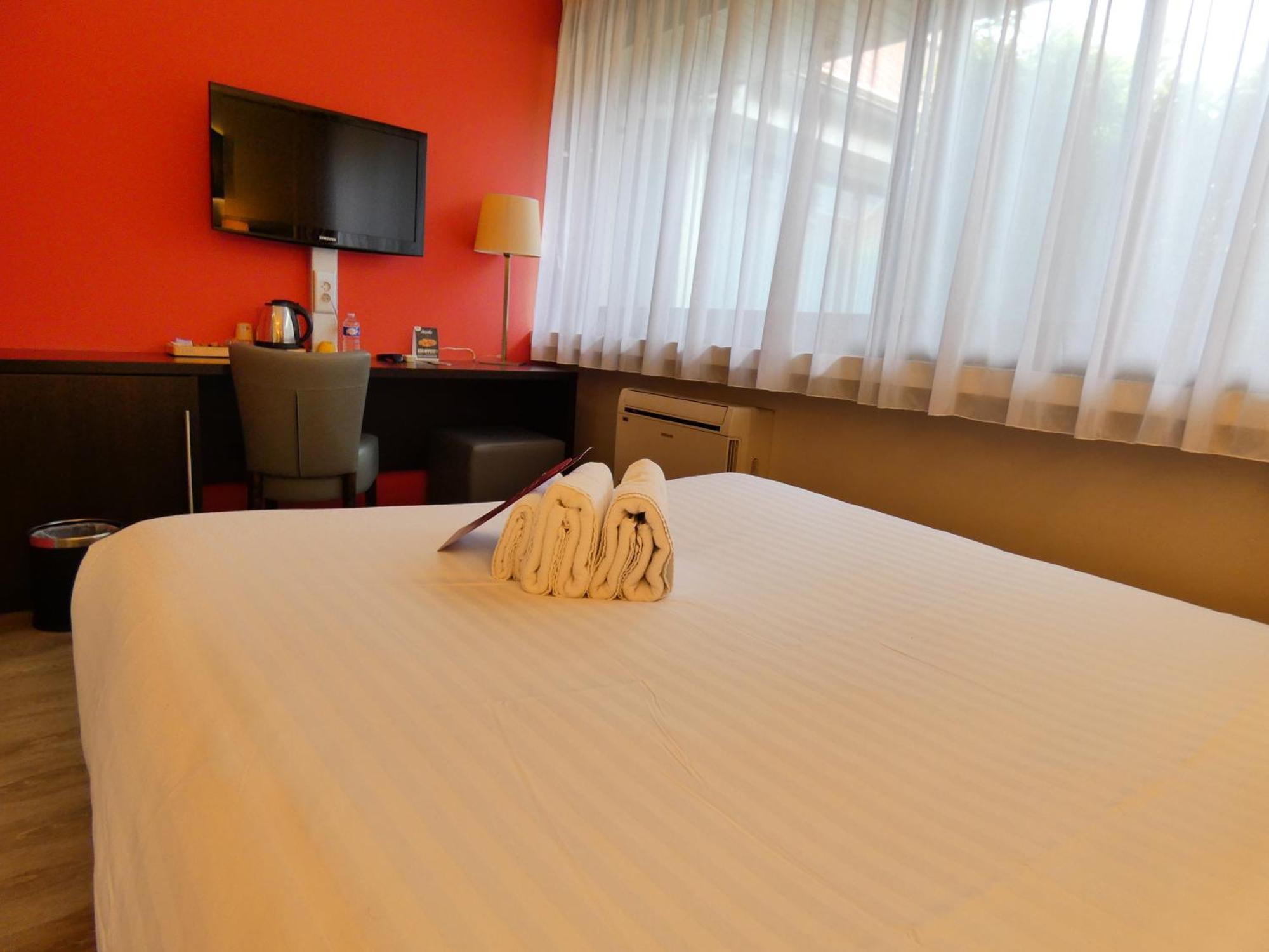 Contact Hotel Be Guest Limoges Sud Kültér fotó